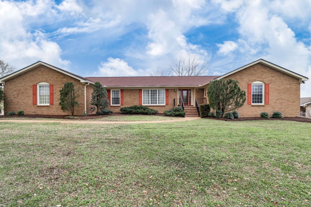 224 Kennett Rd, Old Hickory, TN 37138 Main Photo