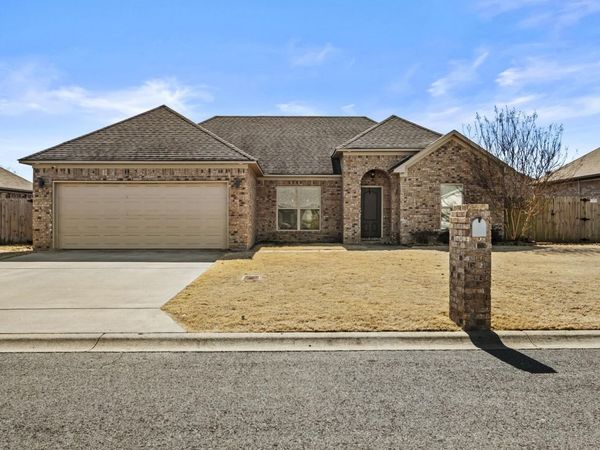 1225 Bird Song Drive, Conway, AR 72032