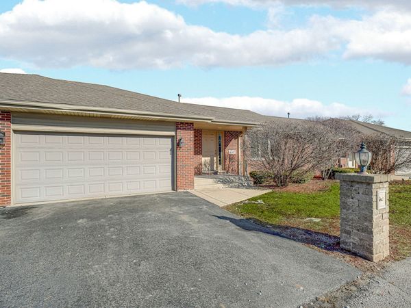 4742 W Orchard View Court, Alsip, IL 60803