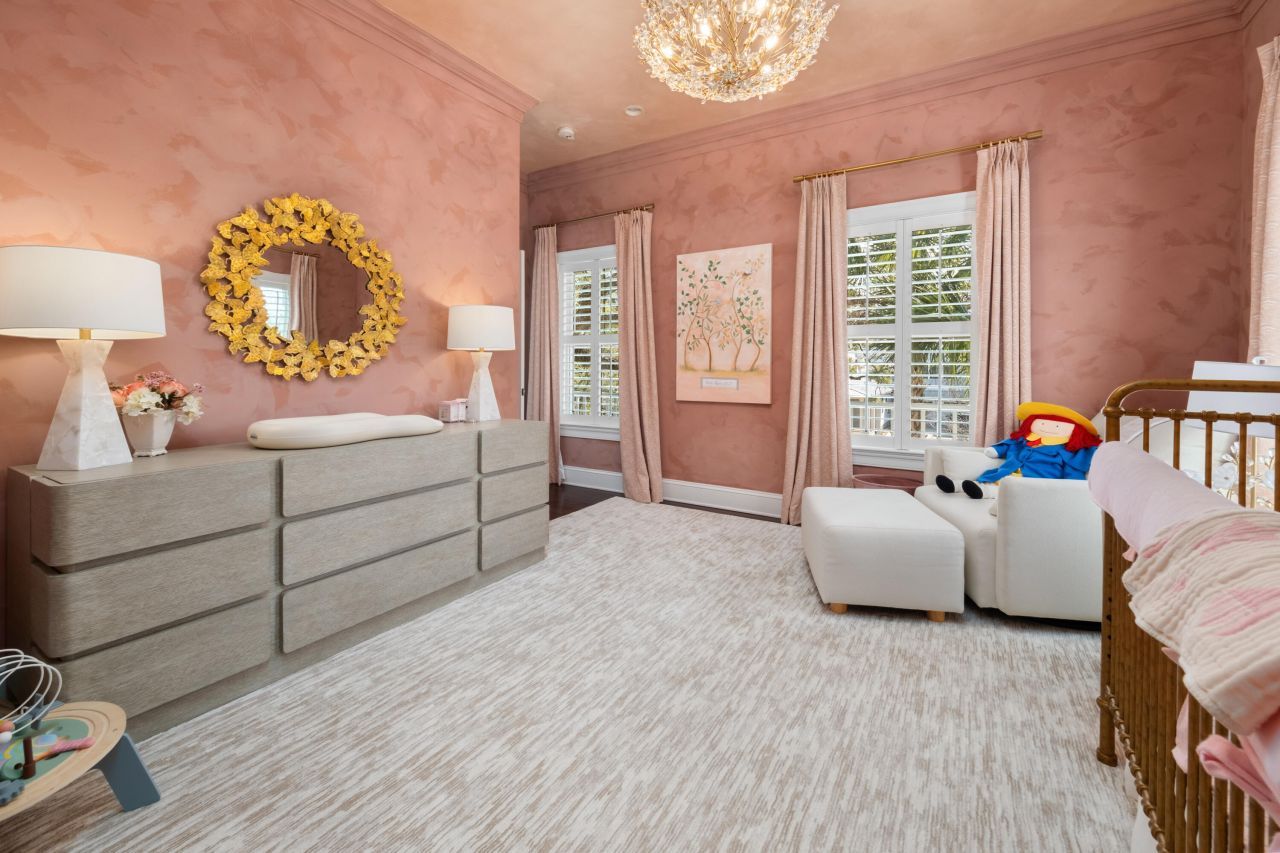 42 Dalton Street Photo 36