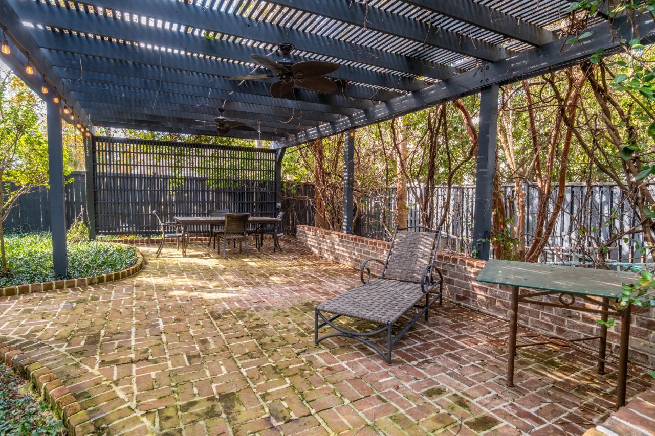 42 Dalton Street Photo 51