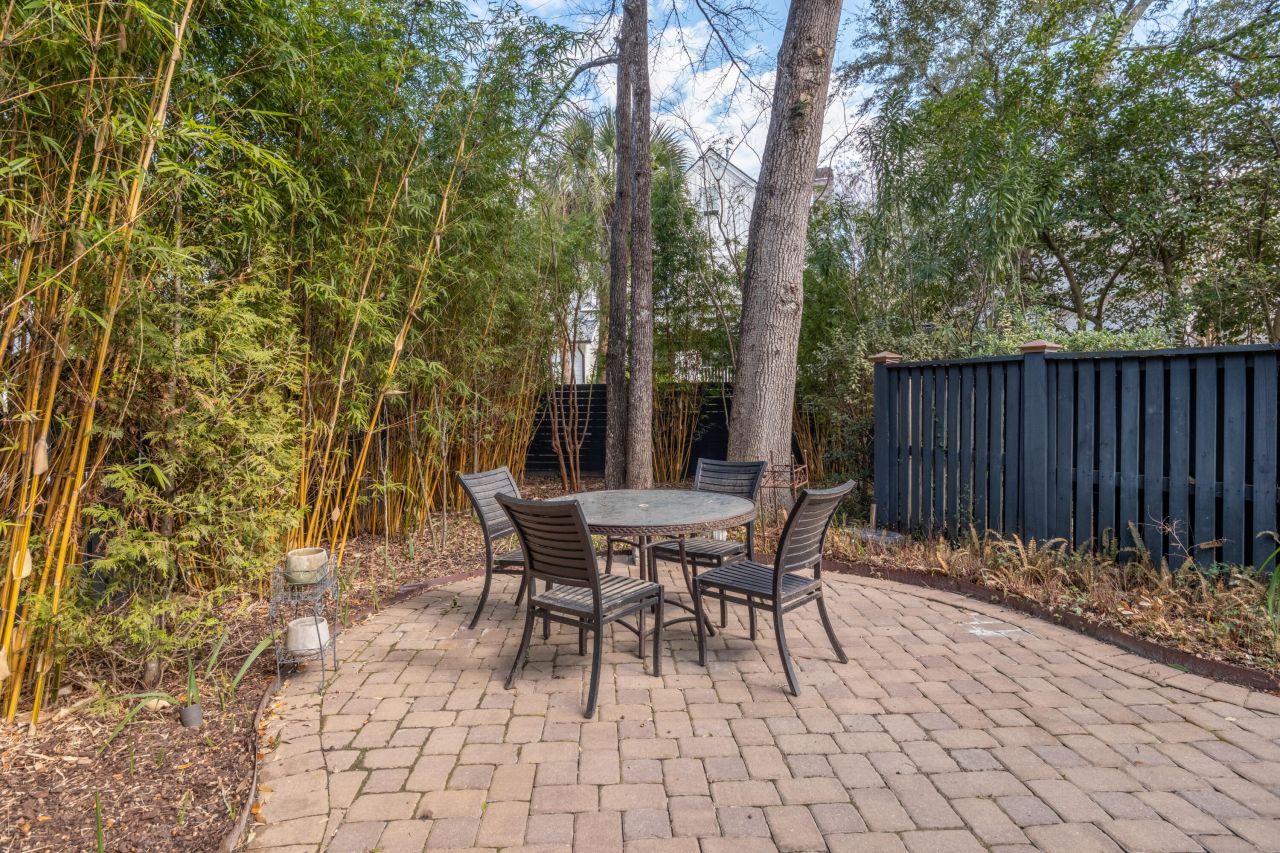 42 Dalton Street Photo 53