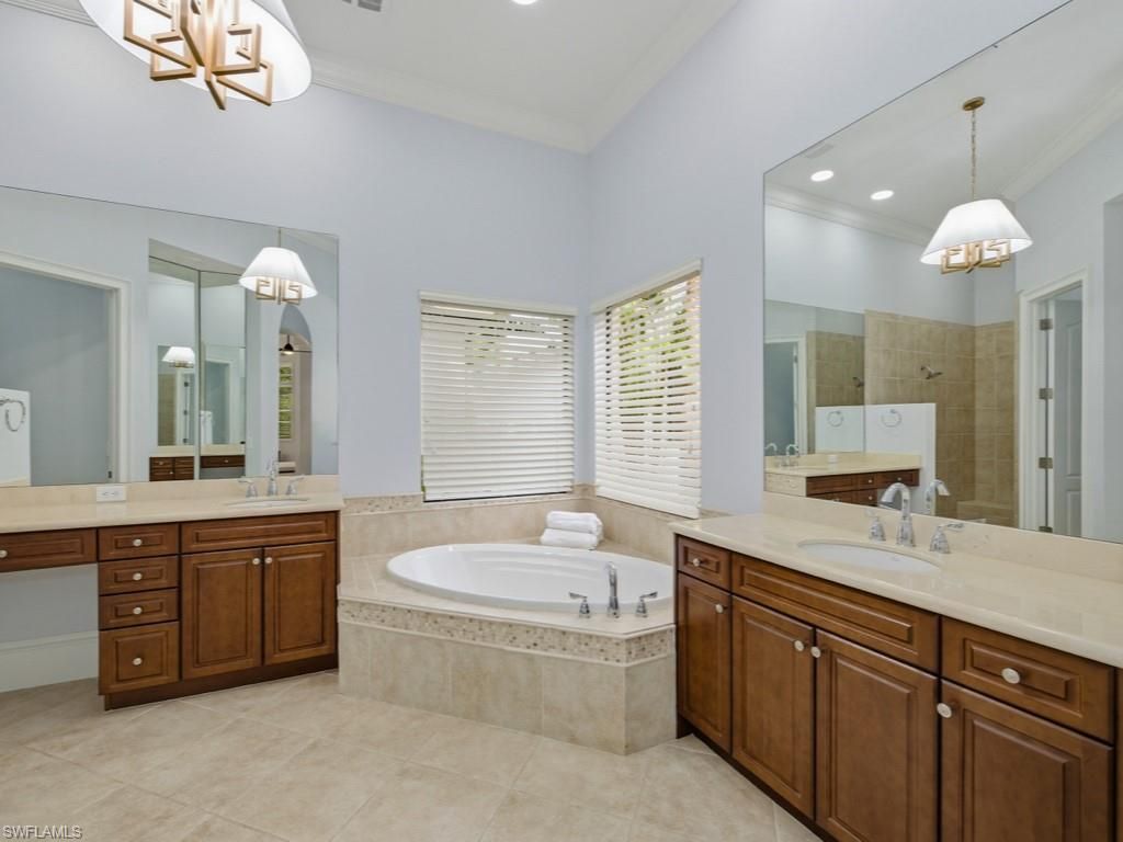 18091 Lagos Way, Naples, FL 34110 Photo