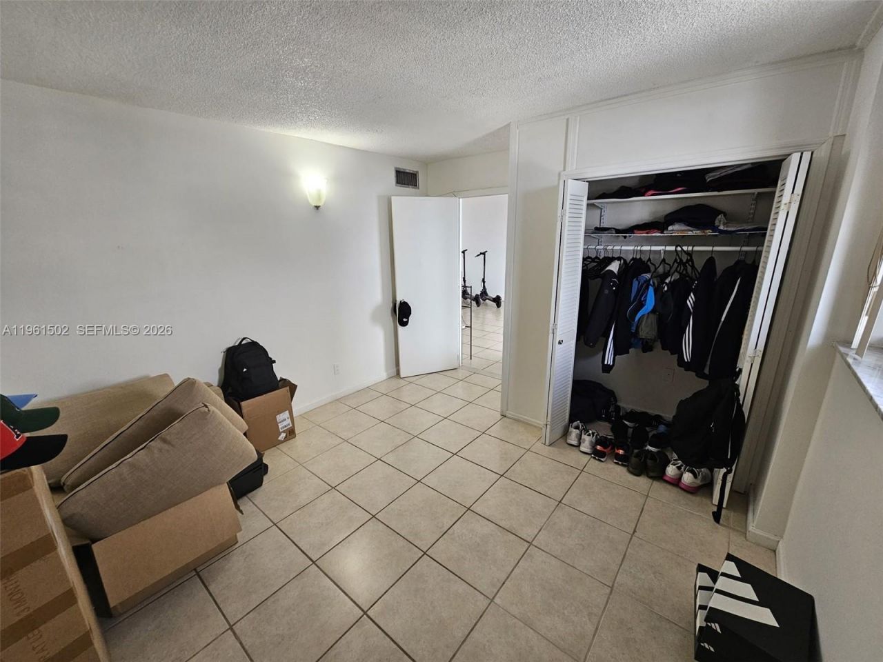6900 Bay Dr , Unit 8J, Miami Beach, FL 33141 Photo
