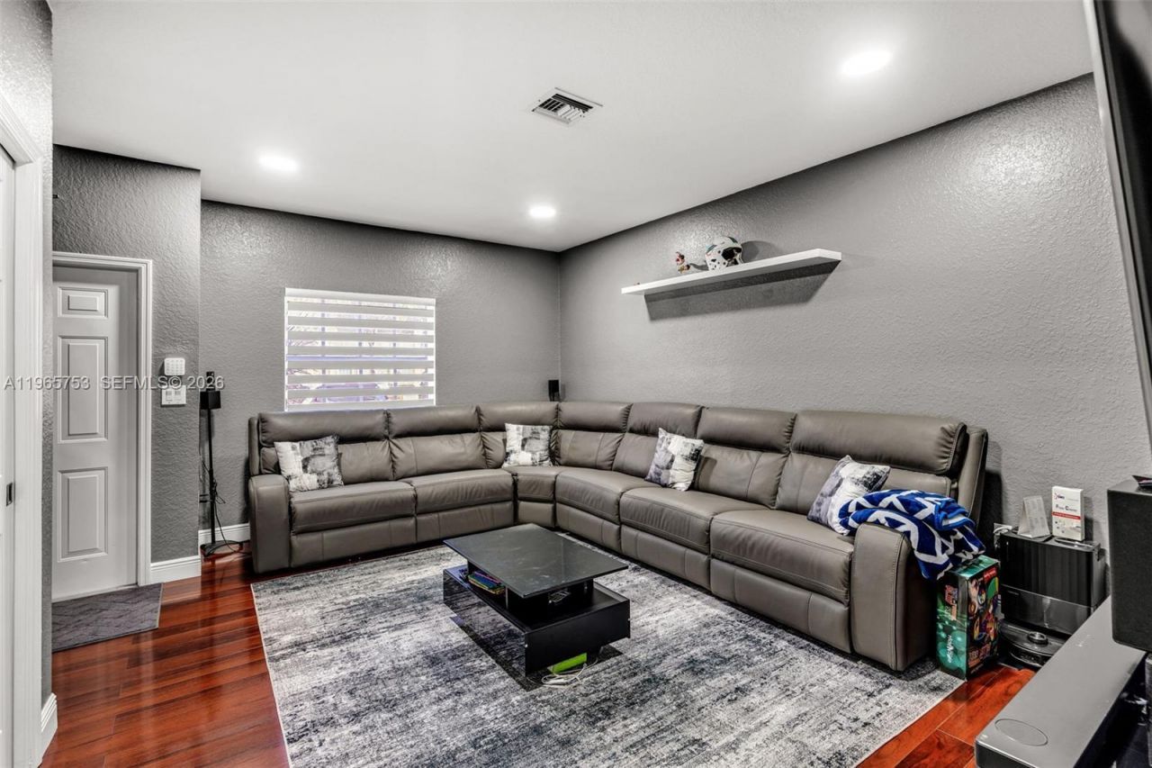 5791 NW 116th Ave, Unit 112, Doral, FL 33178 Photo