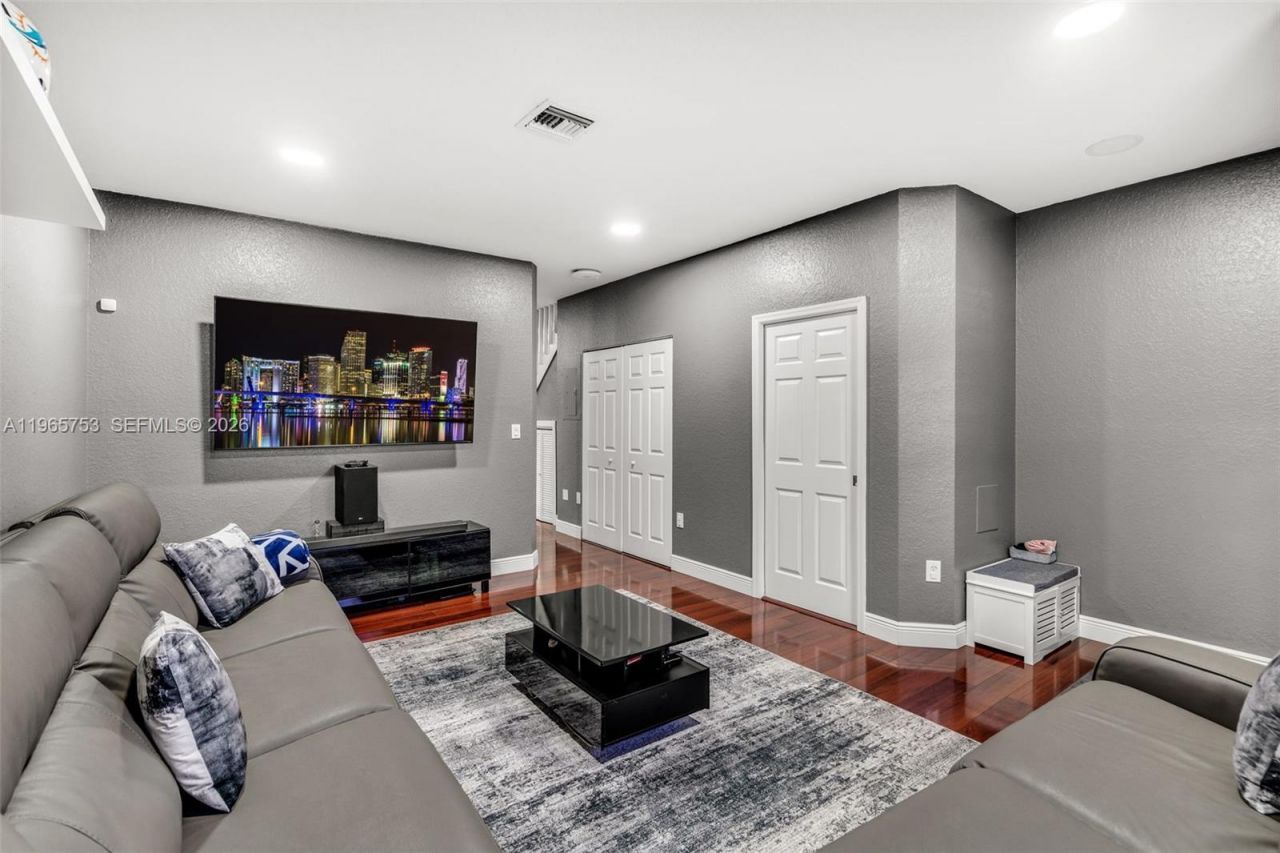 5791 NW 116th Ave, Unit 112, Doral, FL 33178 Photo