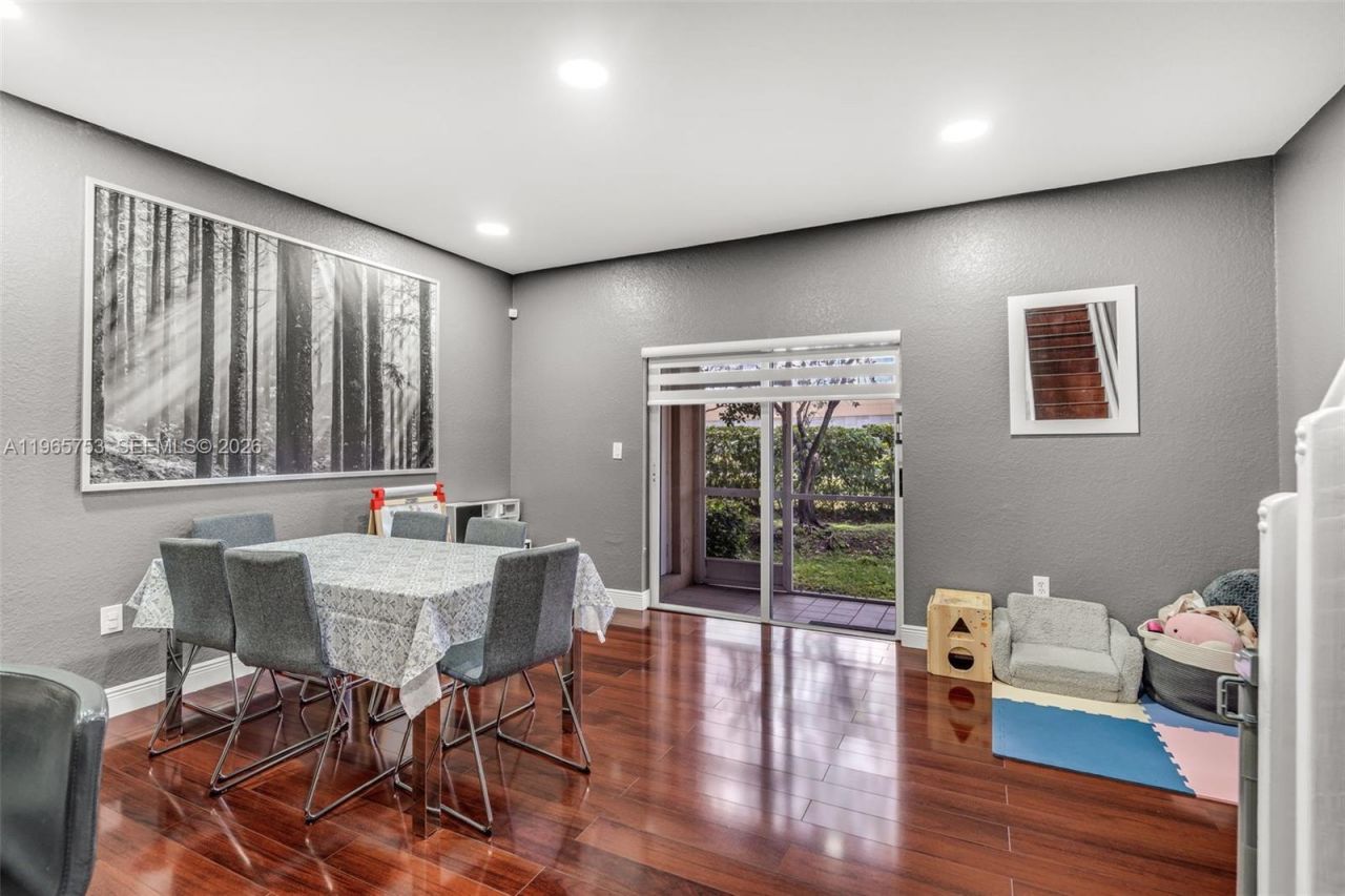 5791 NW 116th Ave, Unit 112, Doral, FL 33178 Photo