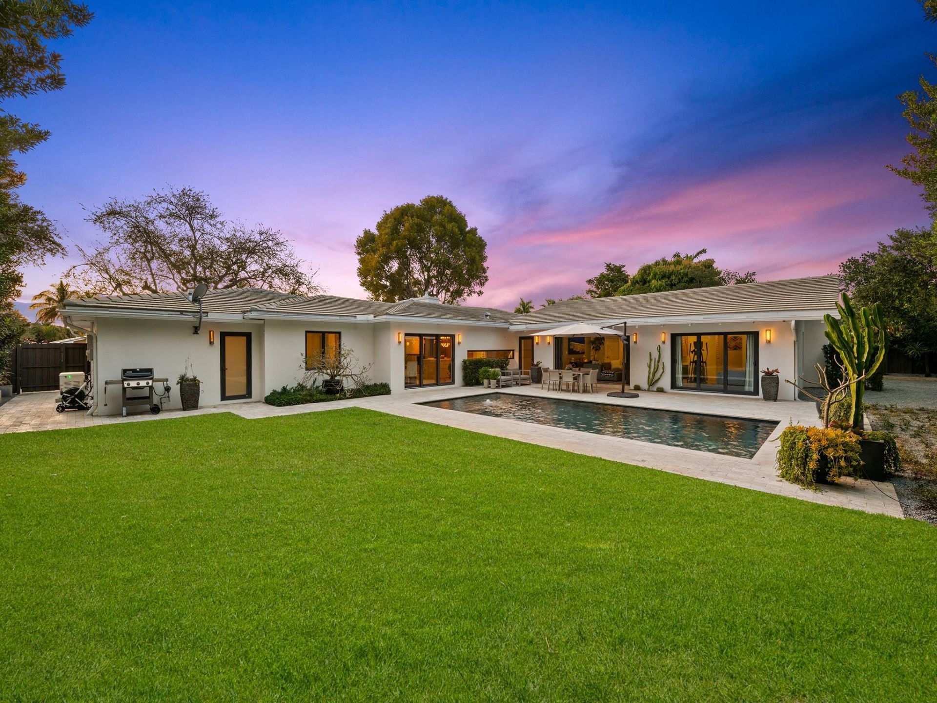 1610 Middle River Dr, Fort Lauderdale, FL 33305 Main Photo