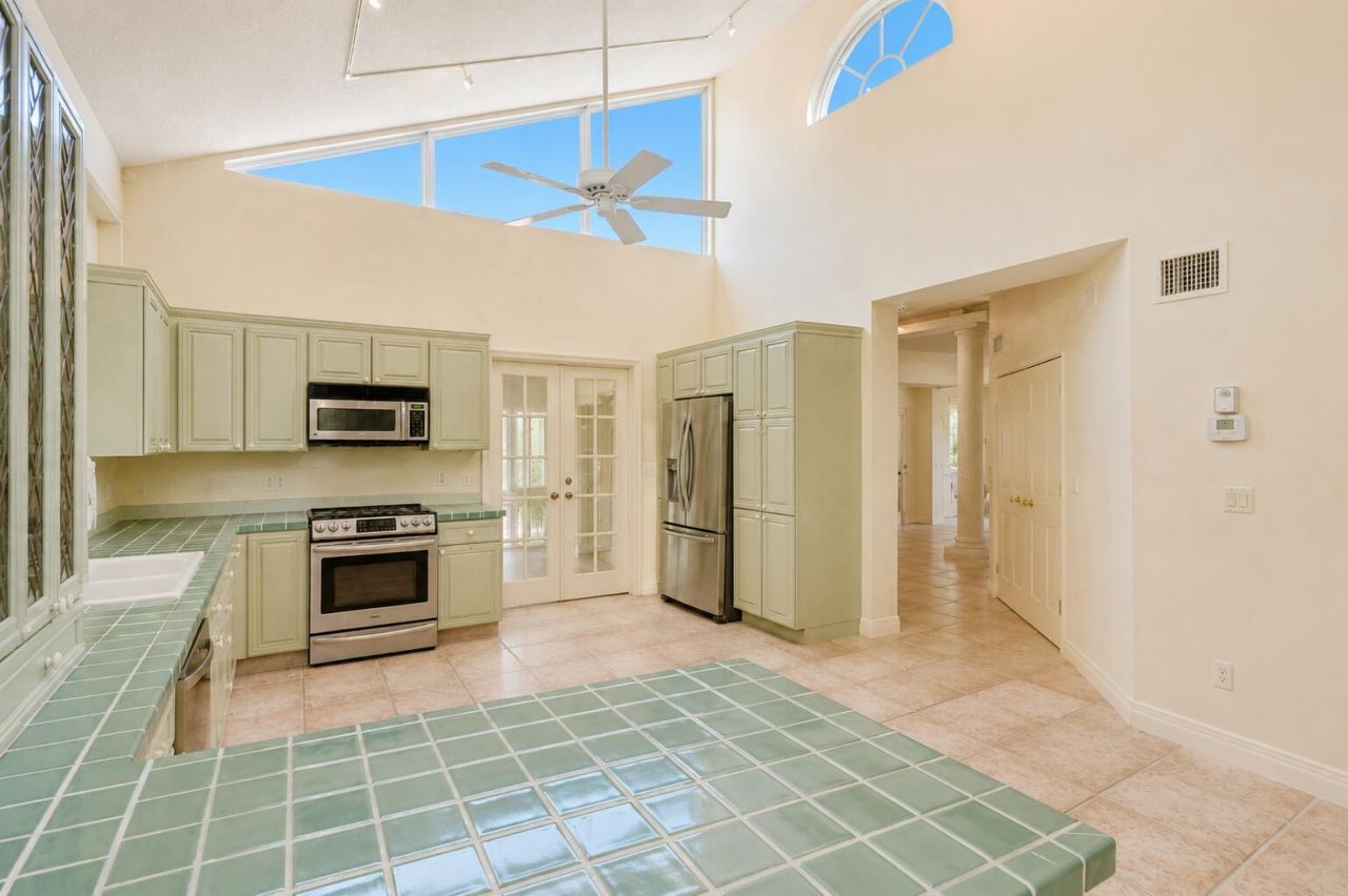 2525 NE 21st Court, Fort Lauderdale, FL 33305 Photo