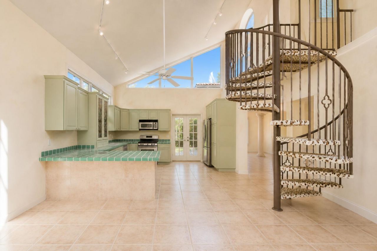 2525 NE 21st Court, Fort Lauderdale, FL 33305 Photo