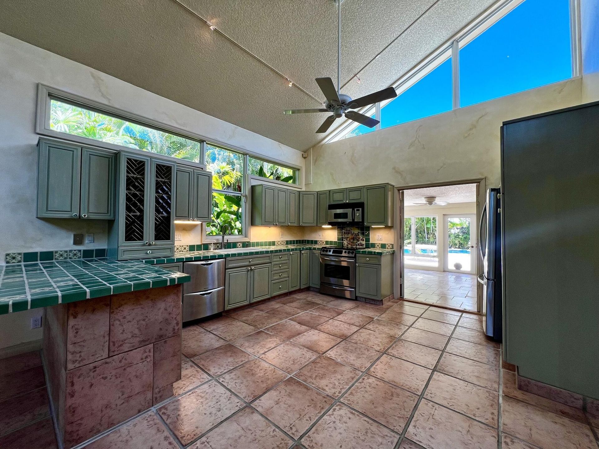 2525 NE 21st Court, Fort Lauderdale, FL 33305 Photo