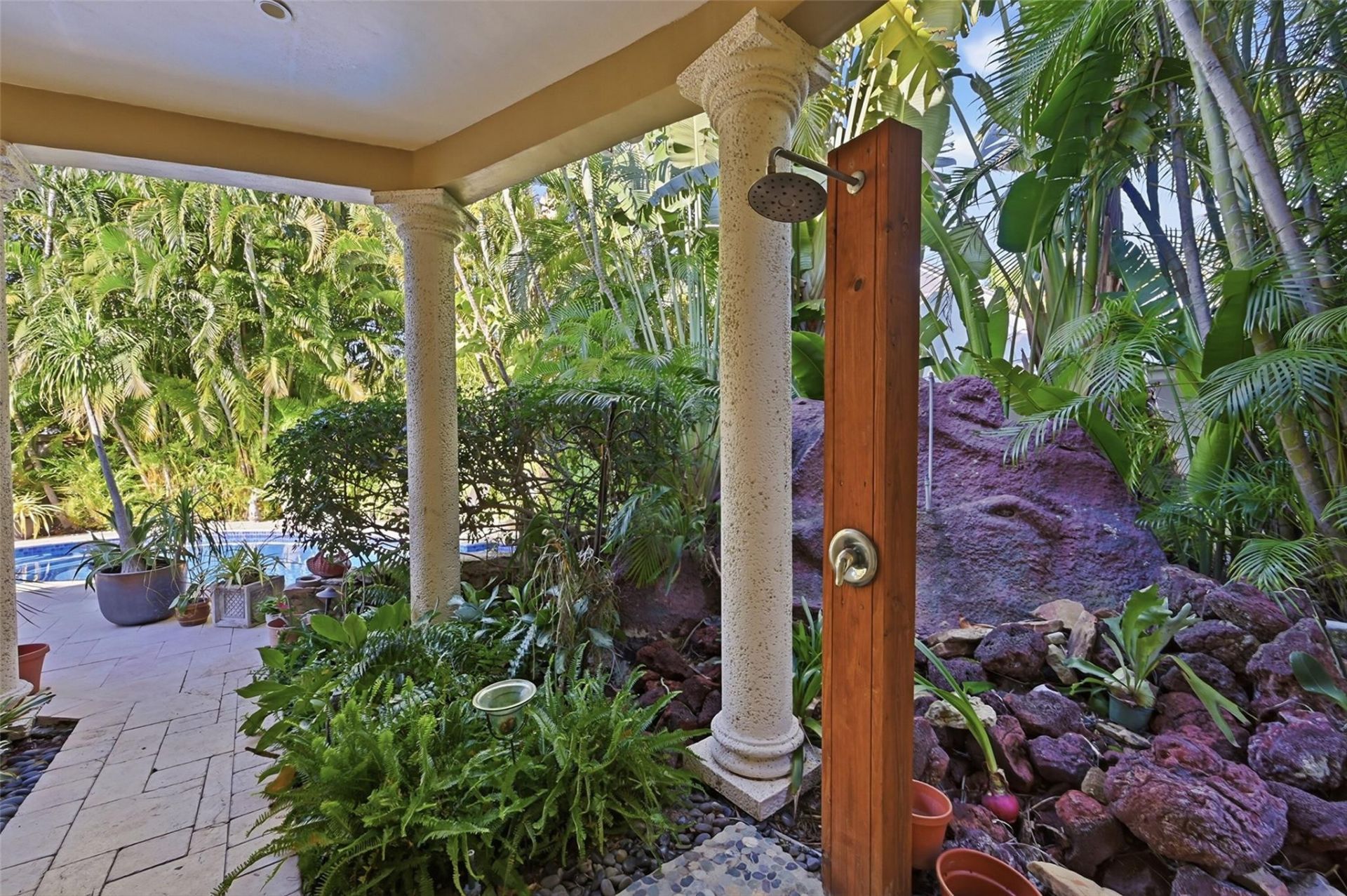 2525 NE 21st Court, Fort Lauderdale, FL 33305 Photo