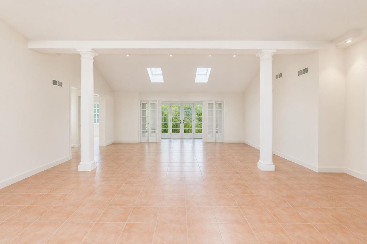 2525 NE 21st Court, Fort Lauderdale, FL 33305 Photo