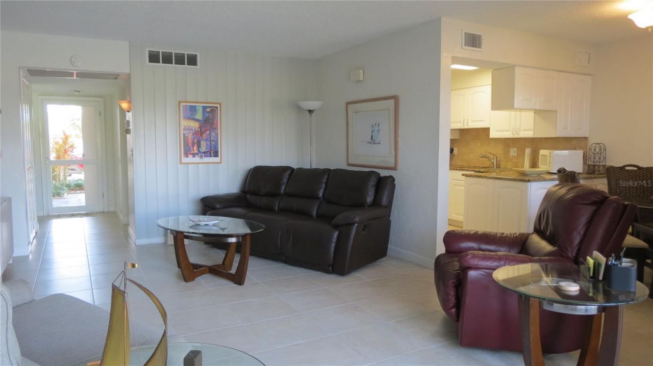 7193 W Country Club Drive N, Unit 138, Sarasota, FL 34243 Photo