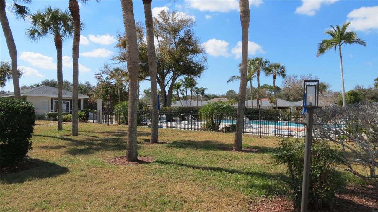 7193 W Country Club Drive N, Unit 138, Sarasota, FL 34243 Photo