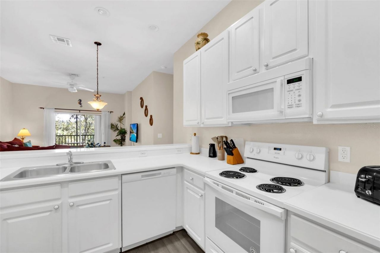 615 Lucaya Loop, Davenport, FL 33897 Photo