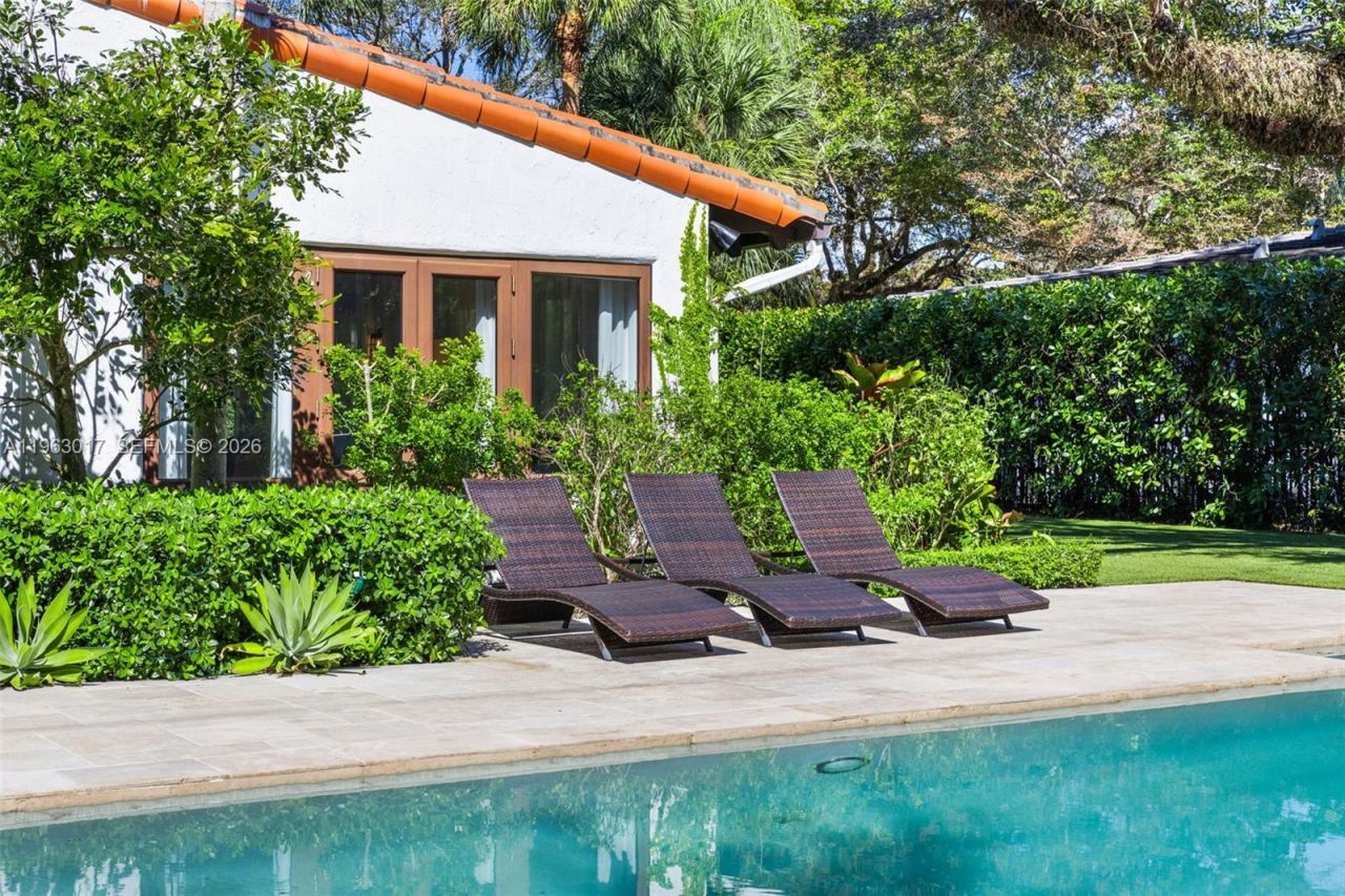 1240 Castile Ave, Coral Gables, FL 33134 Photo