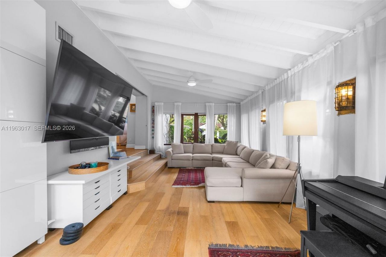 1240 Castile Ave, Coral Gables, FL 33134 Photo