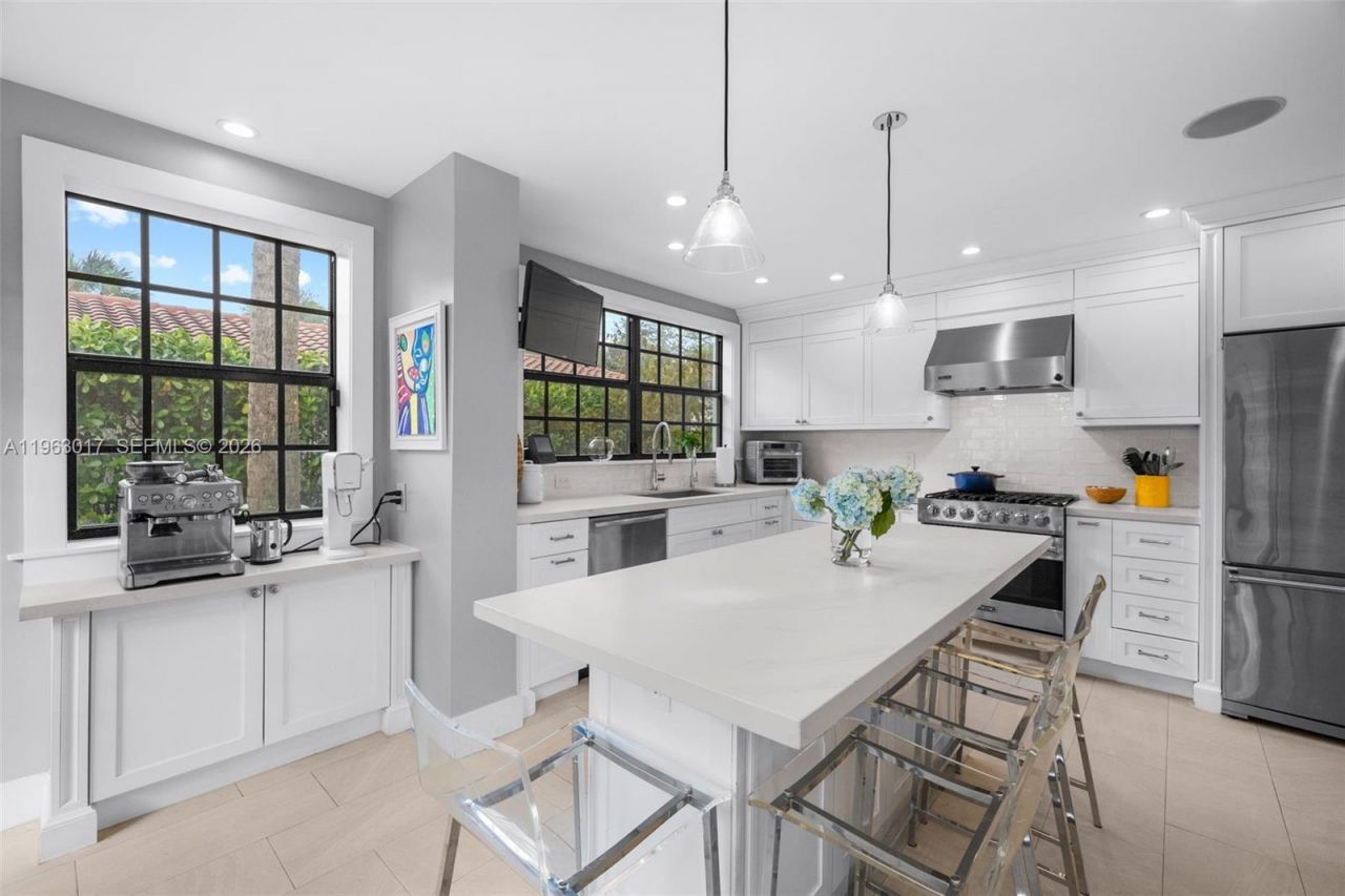 1240 Castile Ave, Coral Gables, FL 33134 Photo