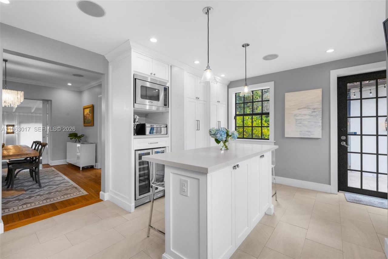 1240 Castile Ave, Coral Gables, FL 33134 Photo