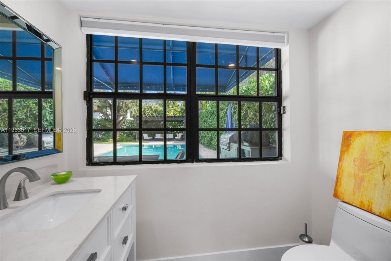 1240 Castile Ave, Coral Gables, FL 33134 Photo