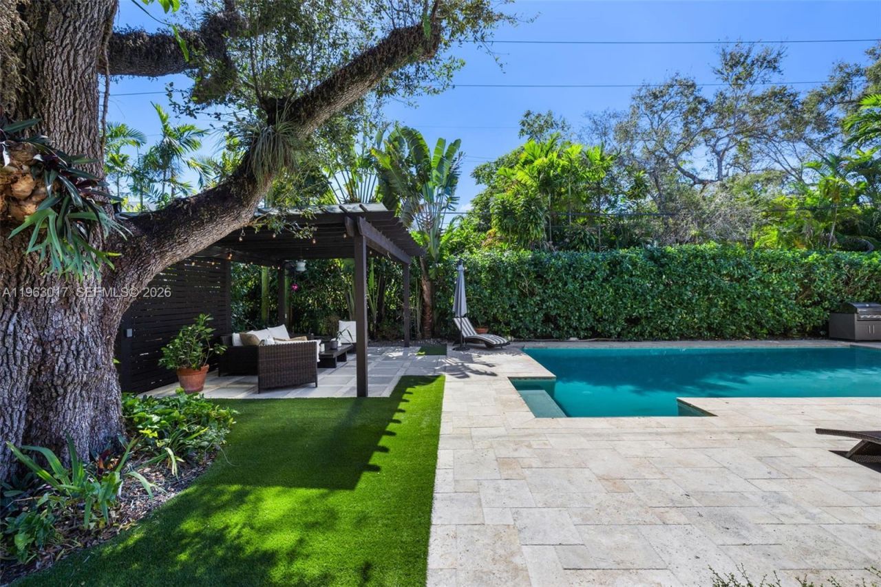 1240 Castile Ave, Coral Gables, FL 33134 Photo