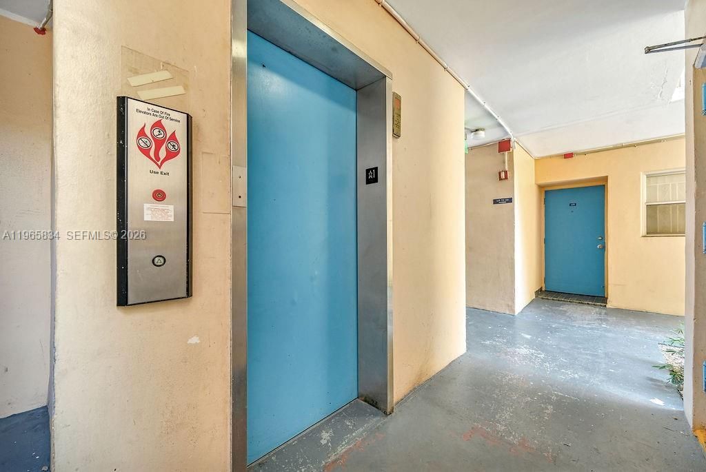 410 SE 2nd St, Unit 223, Hallandale Beach, FL 33009 Photo