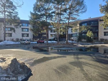 4710 58th Avenue N, Unit 106, Crystal, MN 55429