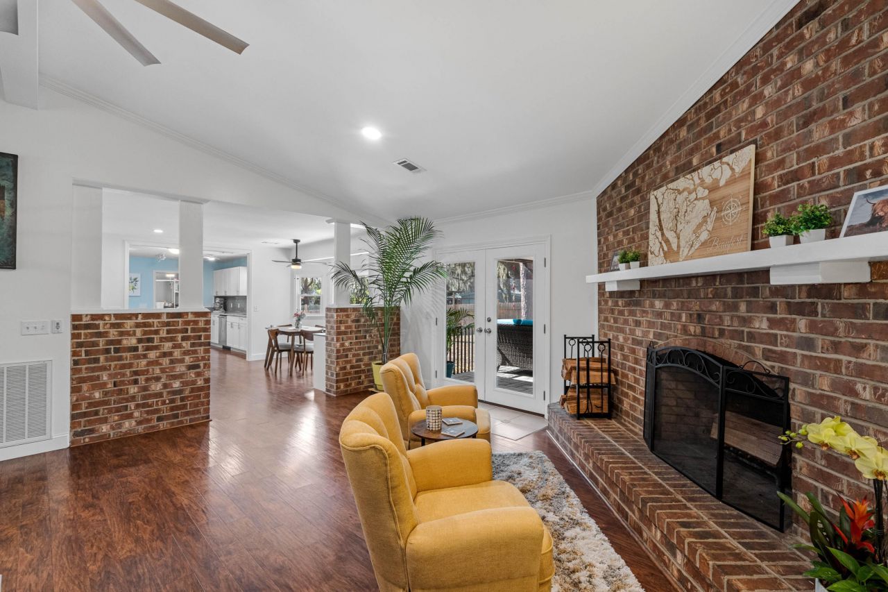 1110 Hookstra Lane Photo 13