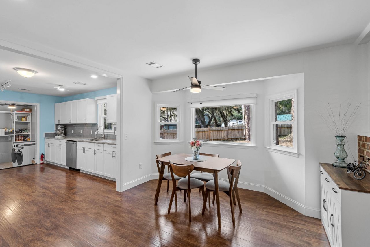 1110 Hookstra Lane Photo 15