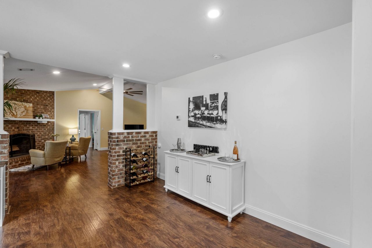 1110 Hookstra Lane Photo 16