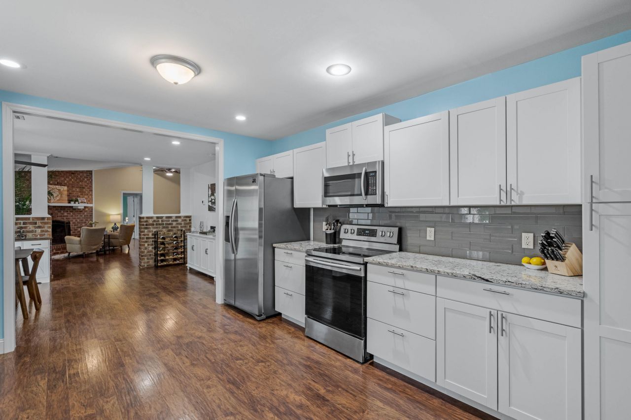 1110 Hookstra Lane Photo 19