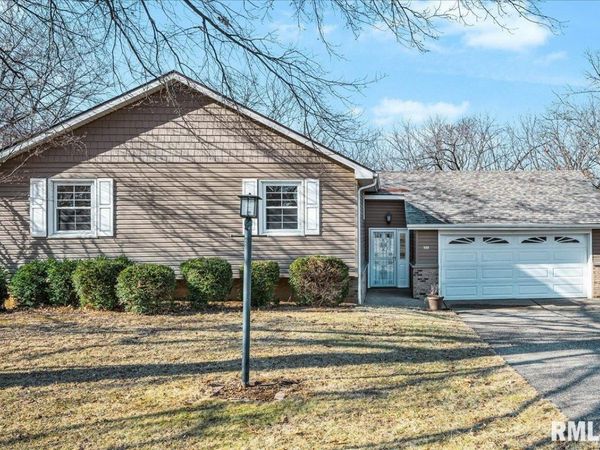 9320 W LAKE CAMELOT Drive, Mapleton, IL 61547