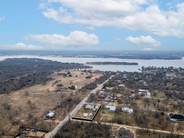 1701 Valley View LN, Granite Shoals, TX 78654