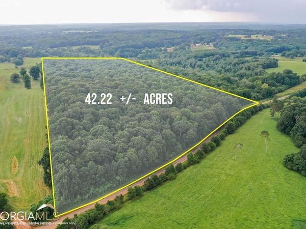 396 W L Williams Road, Commerce, GA 30530