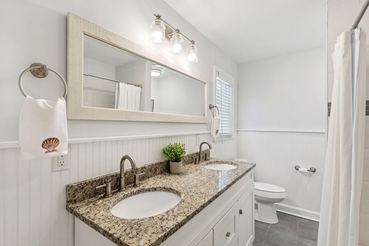 1054 Keats Road Photo 28