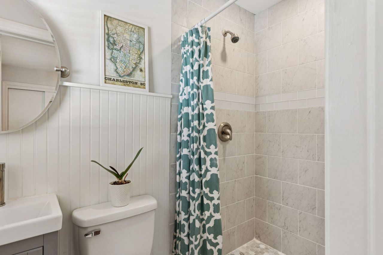 1054 Keats Road Photo 33