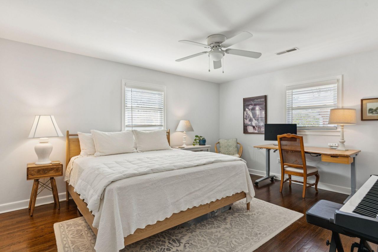 1054 Keats Road Photo 34