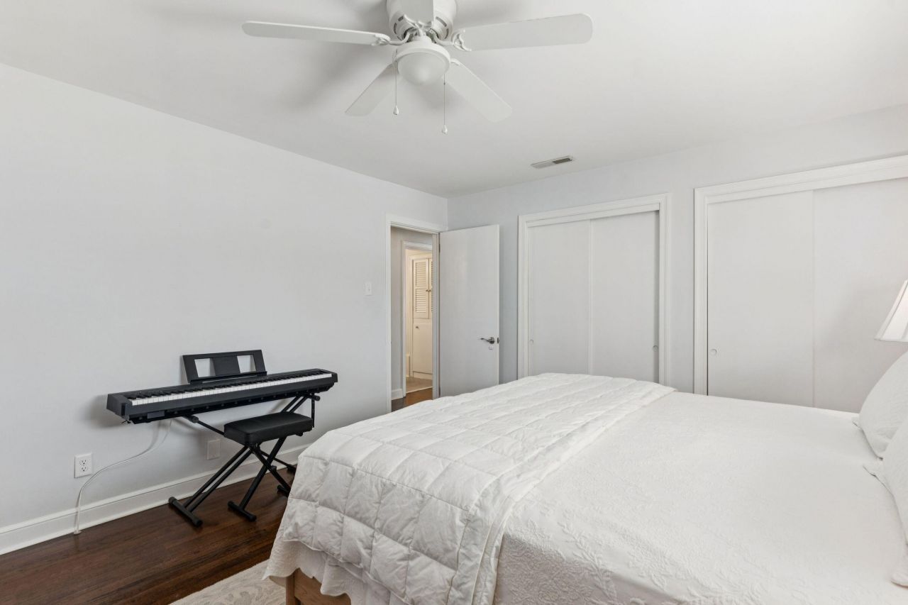 1054 Keats Road Photo 35