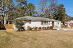 1054 Keats Road photo 4