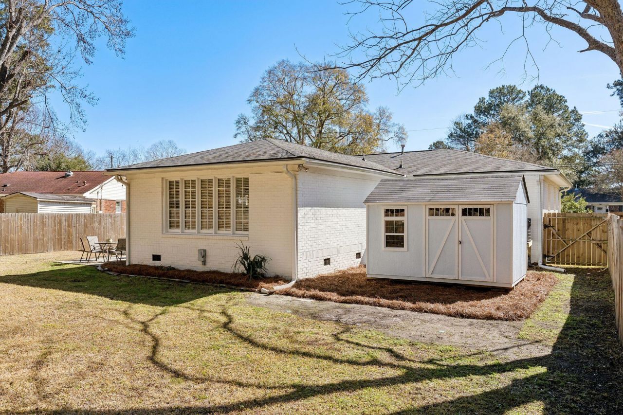 1054 Keats Road Photo 42