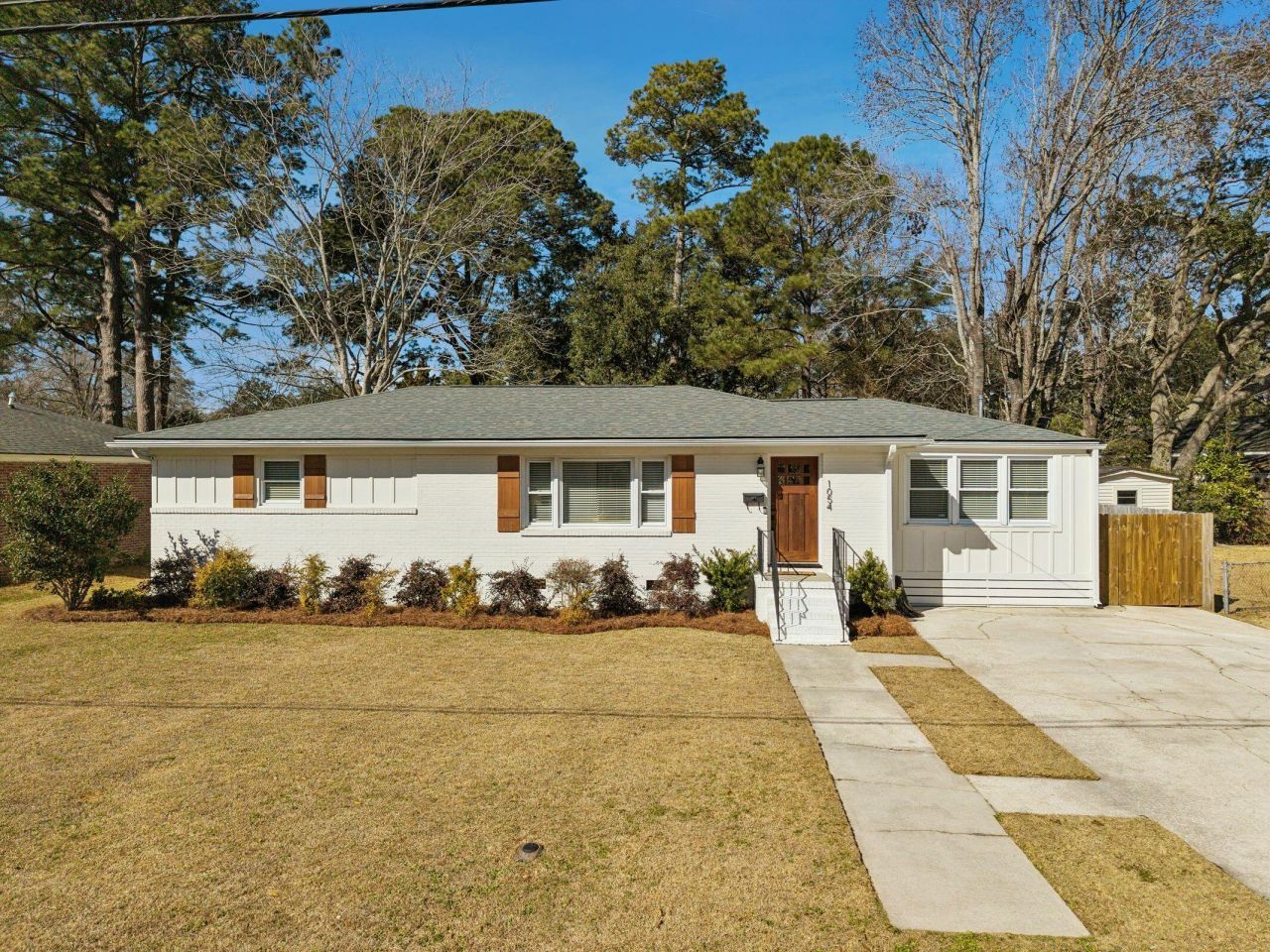 1054 Keats Road Photo 45