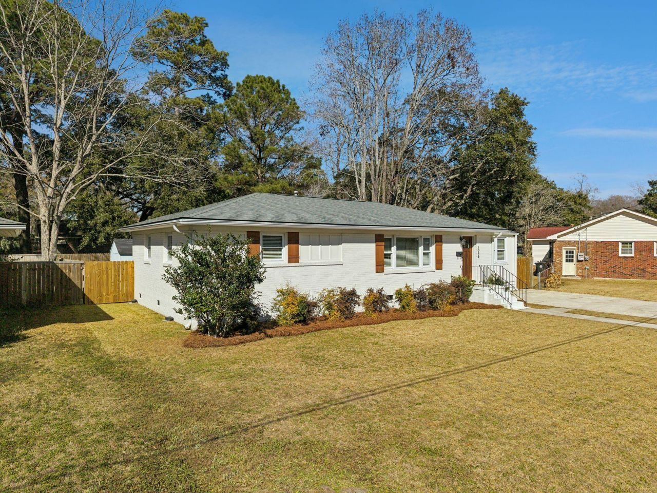 1054 Keats Road Photo 46