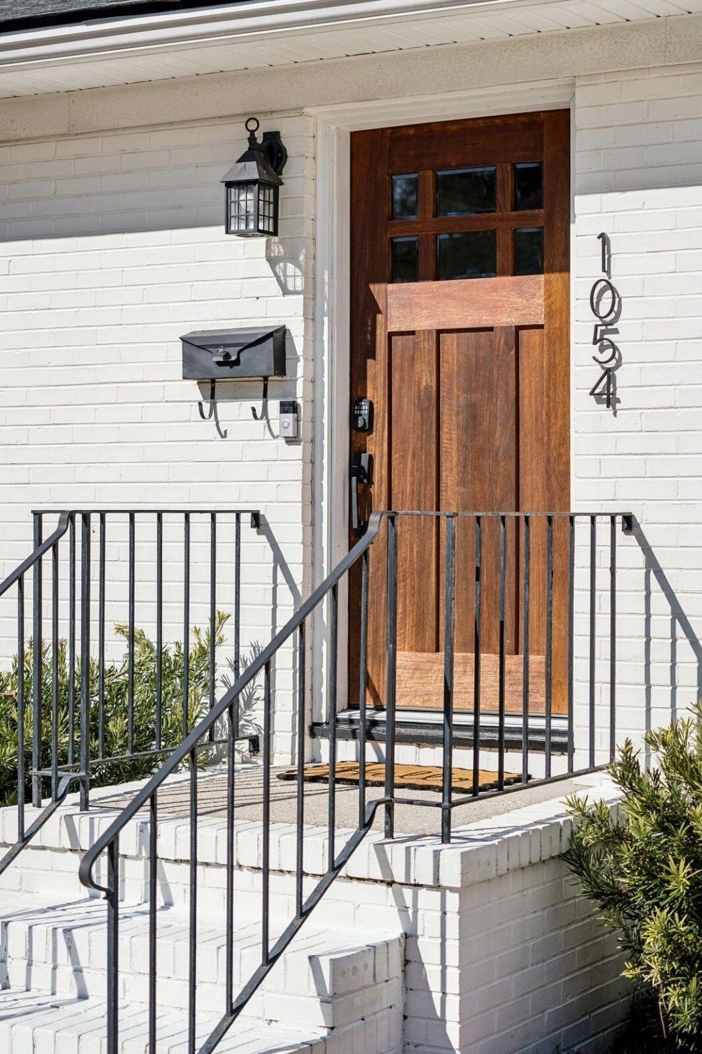 1054 Keats Road Photo 5