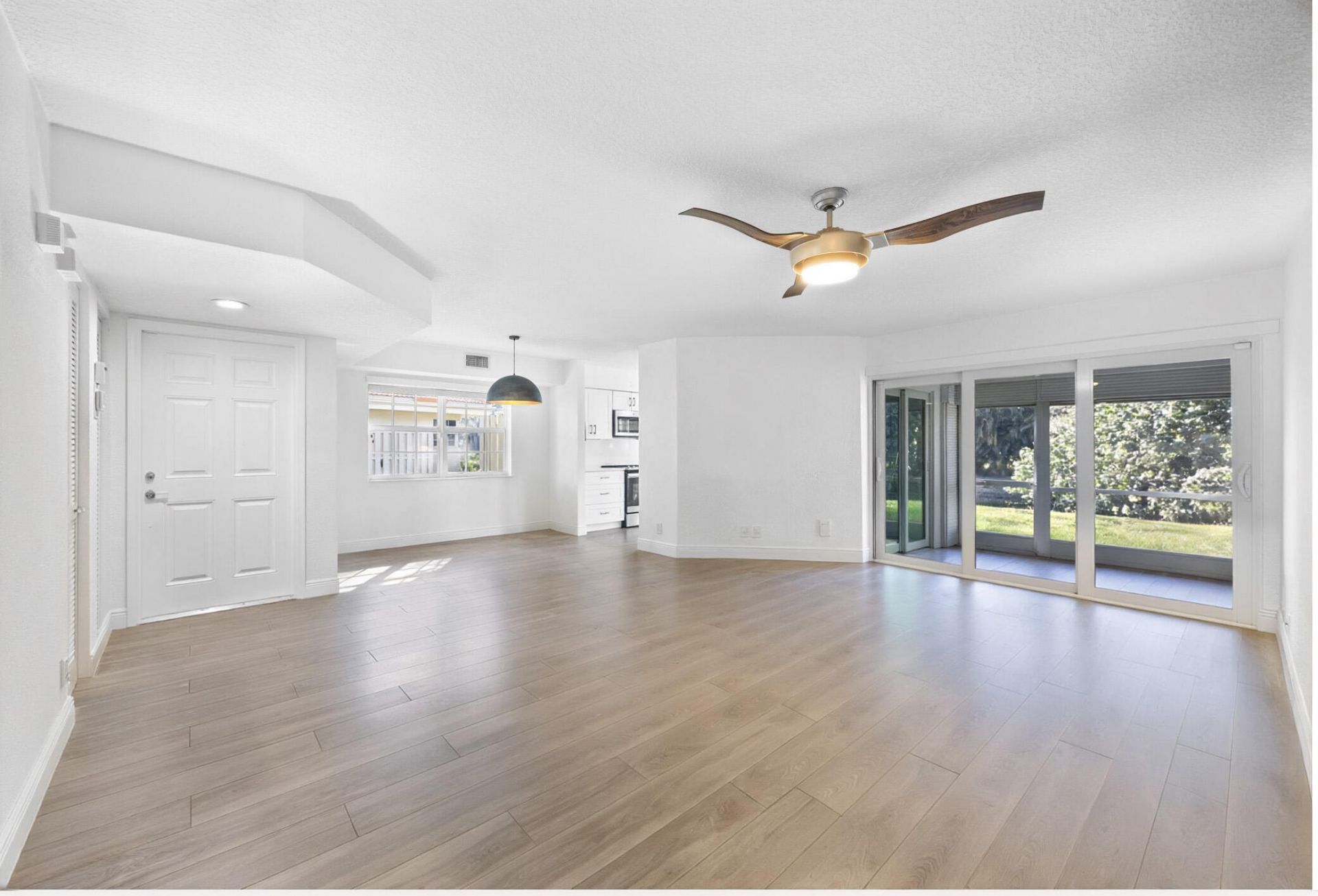 17276 Boca Club Boulevard, Unit 1801, Boca Raton, FL 33487 Photo