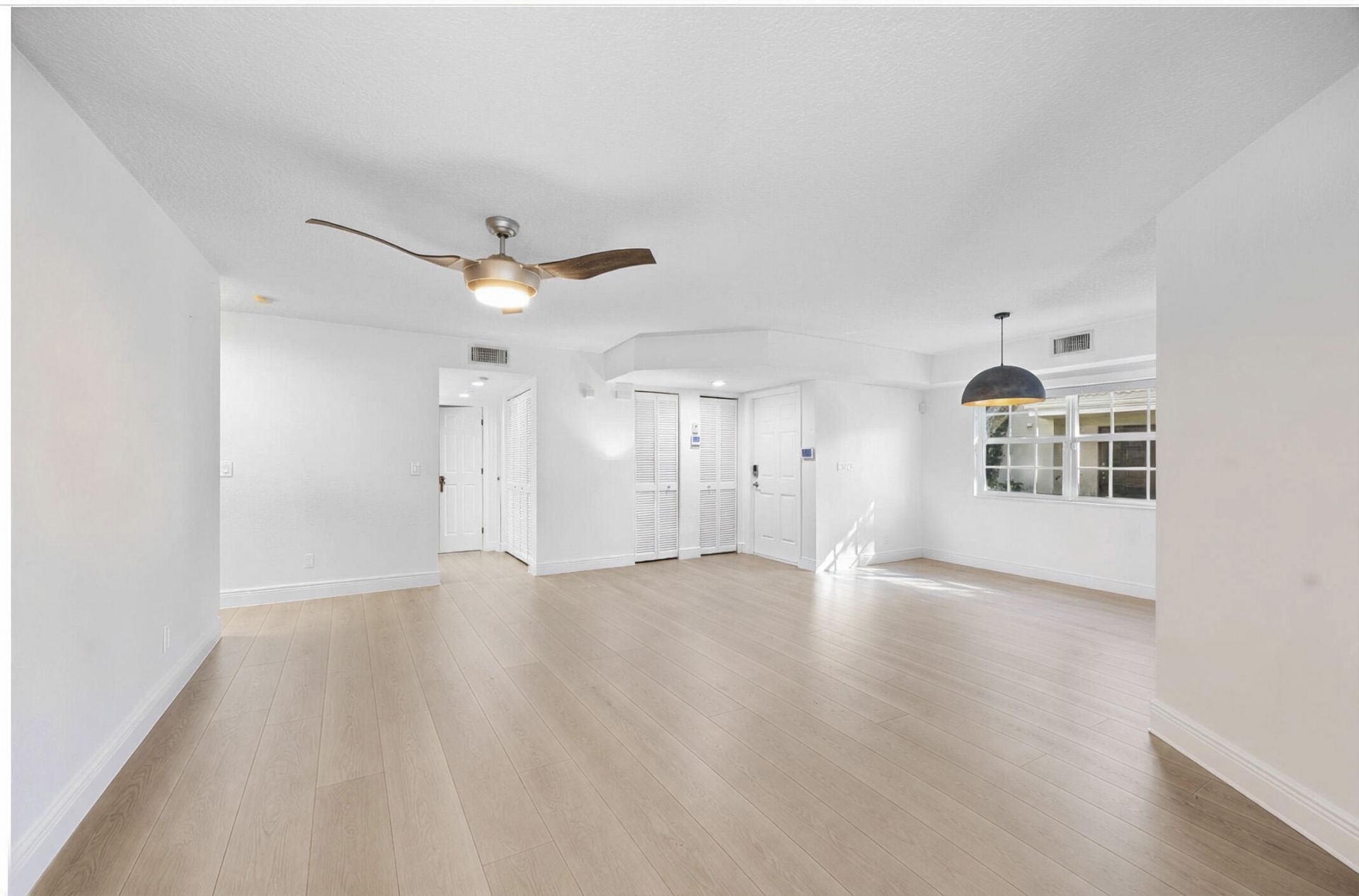 17276 Boca Club Boulevard, Unit 1801, Boca Raton, FL 33487 Photo