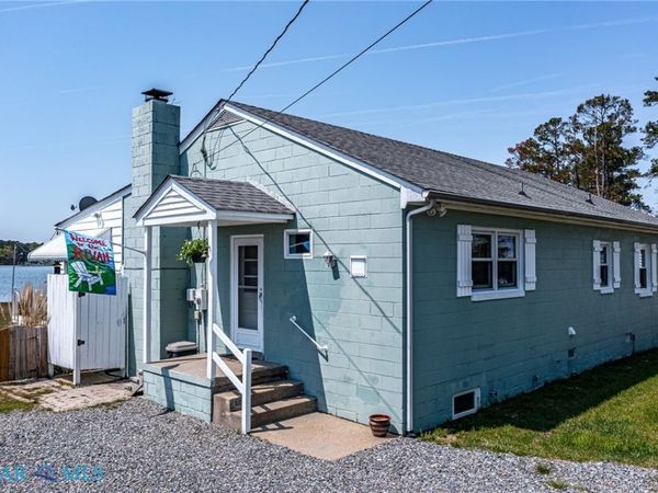 403 Lake Francis Lane , Lottsburg, VA 22511