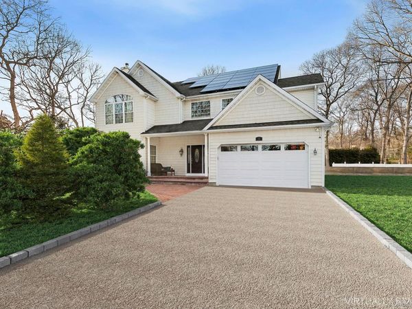 6 Dogwood Street, East Quogue, NY 11942