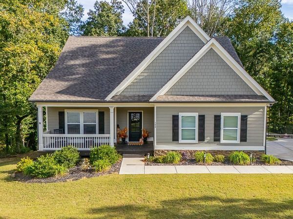 108 Albright Court, Commerce, GA 30529