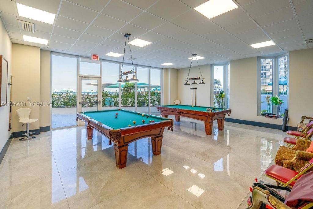 3140 S Ocean Dr, Unit PH7, Hallandale Beach, FL 33009 Photo